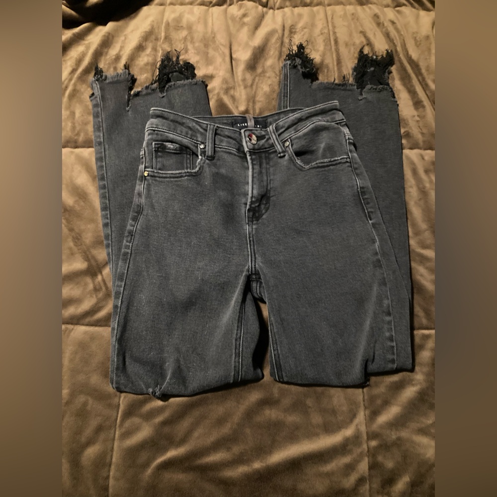 Risen brand, size 0, High-Waist Black Frayed Hem Women’s Jeans